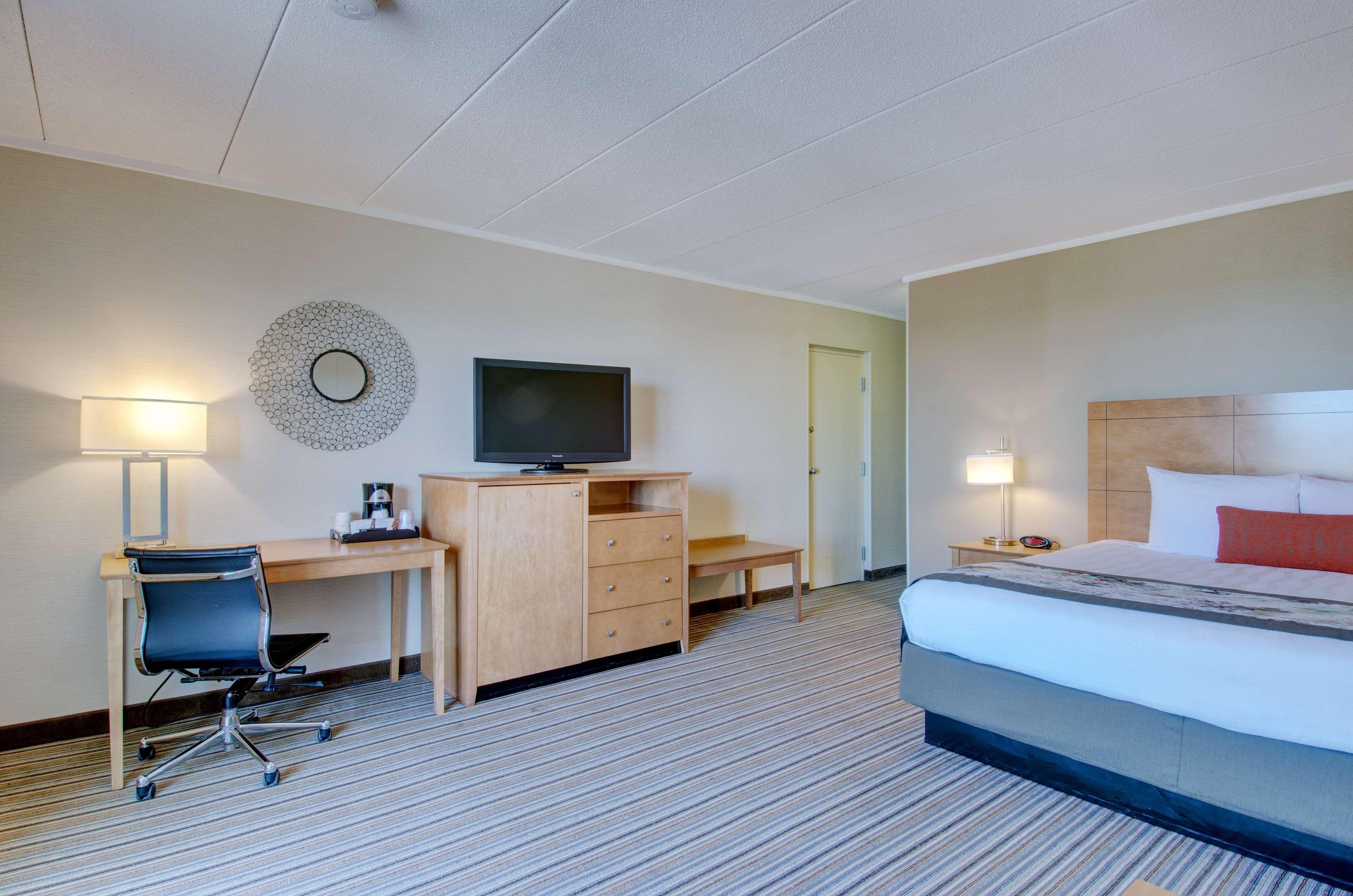 Best Western Plus Waltham Boston Exteriör bild